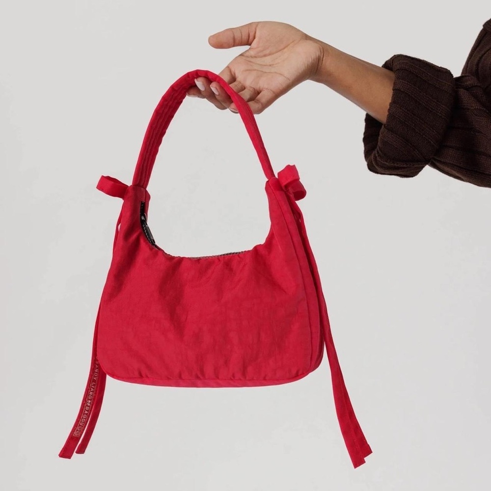 Sandy Liang bow baggu bag